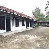 OYO 94008 Homestay Banyumili Samigaluh