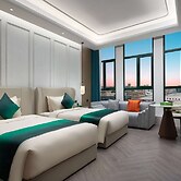 Wingate by Wyndham Urumqi Railway Station