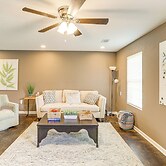 Quaint Pocahontas Townhome, Central Location!