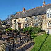 The Buddle Inn