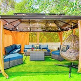 Hot Tub & Sauna: Dewey Getaway w/ Community Perks