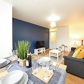 Balcony-freeparking-centrallocation-familyfriendly