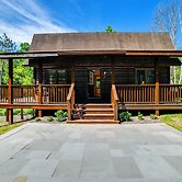 Creekside Cabin in Bainbridge w/ Wraparound Deck!