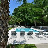 Stunning 2 bedroom villa on the 2nd floor with a gorgeous view of the 