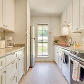 Peaceful Fairhope Getaway, 2 Mi to South Beach