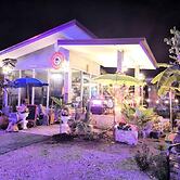 Toraneethai Homestay Amphawa