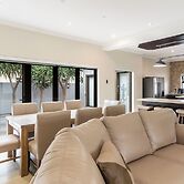 Grace of Blaauwberg Two