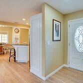 Huntington Beach Vacation Rental ~ 3 Mi to Dtwn!