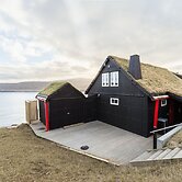 Seaside Escape - 2 Bedroom Home With Stunning Views