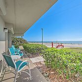 Ormond Beach Condo w/ Ocean Views & Community Pool