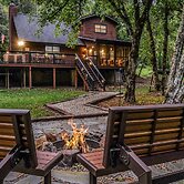 Pure & Simple 3 Bedroom Cabin by RedAwning