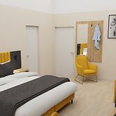 Sona Design Rooms City Center