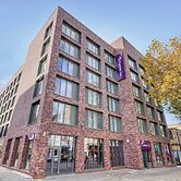 Premier Inn Swindon Town Centre