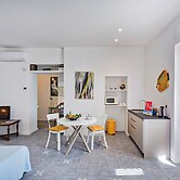 Yellow Suite sul Lungomare di Recco