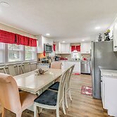 Modern Cape Charles Home: 1 Mi to Kiptopeke Beach!