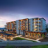 Naturally Pacific Resort