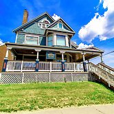 Harris House