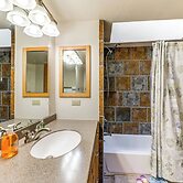 Kelseyville Home w/ Deck & Clear Lake Views!