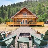 Riverfront Montana Log Cabin w/ Mountain Views!