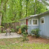 Cozy Fairhope Retreat w/ Patio & Grill!