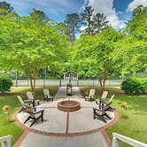 Private Walterboro Estate w/ Deck + Fire Pit!