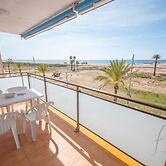 R154 - Apartamento Frente AL MAR EN Coma-ruga 3