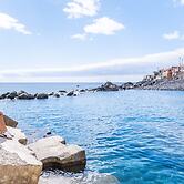 Seaside Sunset - Deep Sea by Madeira Sun Travel