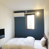 QUEENDOM KARATSU HOTEL