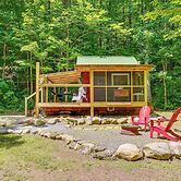 Solar-powered Brandon Studio Cabin: Hiking Access