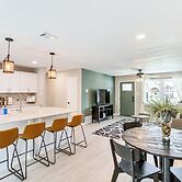 Walk to Lewisville Lake: Dog-friendly Texas Home