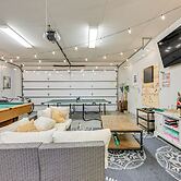 New Lisbon Home w/ Fire Pit & Ping-pong!