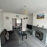 Hartlepool - 2 Bedroom - Near Seaside - Sleeps 5