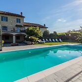 Antico Casale Vignale Stunning View and Pool