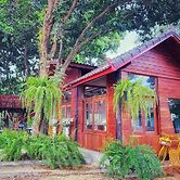 Inthawa Resort (Feuang, Laos)