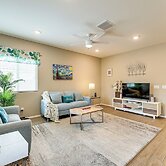 Quiet Casa Grande House Next to Villago Park!