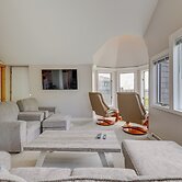 Water-view Beach House in Truro, Great for Groups!