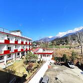 Goroomgo Bagora Heights Palampur