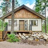 Dreamy Montana Cabin: Short Drive to Flathead Lake