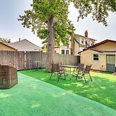 Cozy Keansburg Cottage: Walk to Beach & Boardwalk!