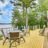 Lakefront New London Retreat w/ Dock & Hot Tub!
