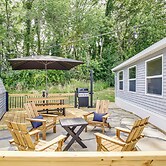 Breezy Ocean Pines Cottage w/ Patio & Pool Access!