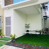 Whole House in San Fernando