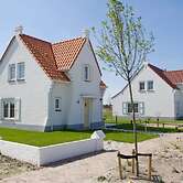 Villa in Cadzand-bad Near North Sea Beach