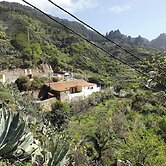 House Sleeps6-parking-garden-pool in Summer-pet