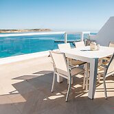 Seafront Penthouse With Unobstructed Sea Views