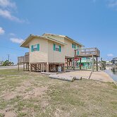 Gulf of Mexico Beach Cottage: Walk to Boat Ramp!