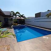 Quinta Moderna Piscina Privada Via Girar