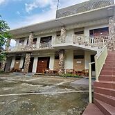 OYO 94061 Bungas Guesthouse Syariah