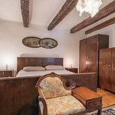 Rustic House Luin