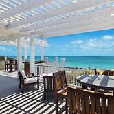 Island Getaway: Charming Cottage Steps From The Beach